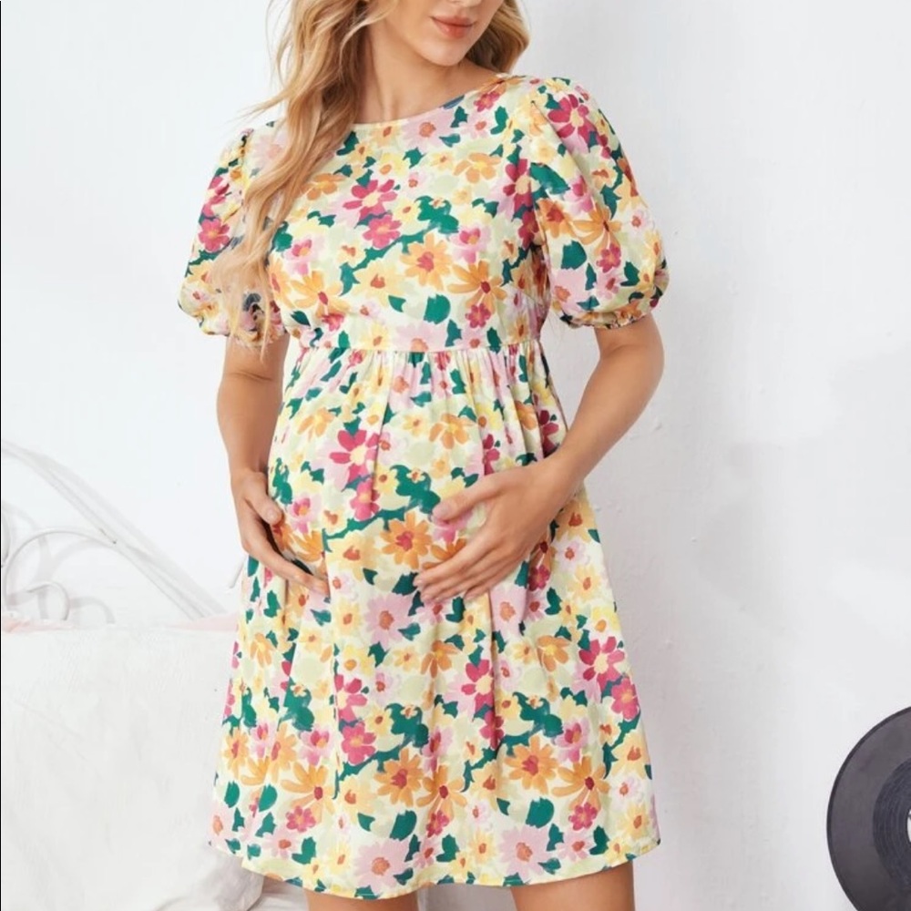 SHEIN Maternity Puff Sleeve Floral Dress